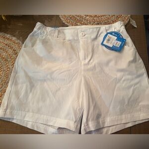 Columbia PFG size 12 Women's Classic White Shorts